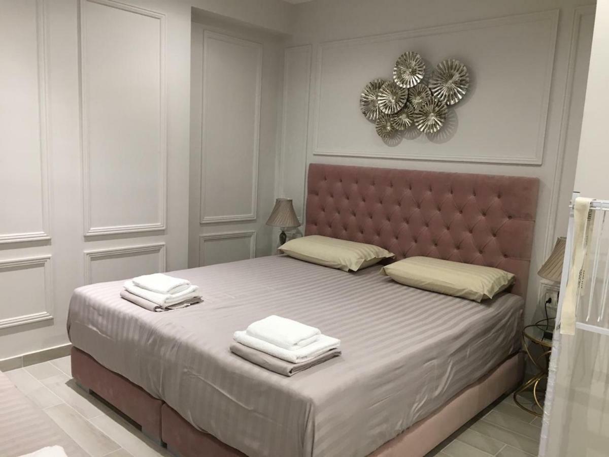 Onira luxury rooms Saranda Extérieur photo